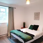 Cosy Home Near Central London E1
