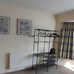 Large 4 Bedrooms Golders Green
