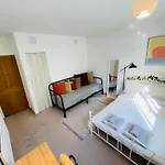 Greenwich Apartments By Sleepy