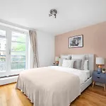 The Canary Wharf Flat