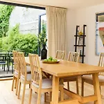 The Putney Wonder - Dazzling 3Bdr Flat With Garden