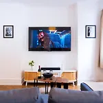Marylebone High Street 2Br Apt