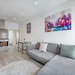 2-bed Notting Hill / Portobello