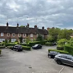 Beautiful 2 Bedroom Apartment