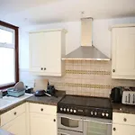 Oyo Timi Holiday Homes