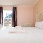 Spacious & Pristine 2Bd Flat - Balham