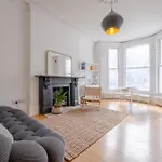 Stylish & Light Victorian 2Bd Flat - Holland Park