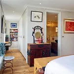 Stunning 2 Bedroom Apartment In Little Venice West London