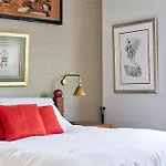 Stunning 2 Bedroom Apartment In Little Venice West London