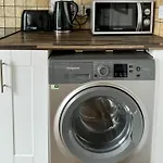 Central London Trendy Apartment
