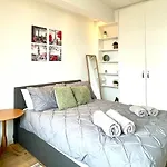Charming Chelsea Studio, Harrods, Central London