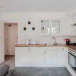Beatiful short let apartment close to Oxford Circus in Central London