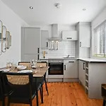 Central Park View, Kings Cross By Opulence Apartments
