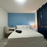 Tottenham Velvet Suites