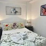 Oxford Beautiful Studio Apartment