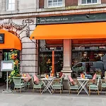 Urban Chic - Chiltern&Baker