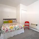 Cosy Apartment In Central London