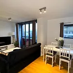 Cozy Apartment Overlooking Emirates Stadium
