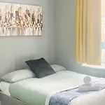 Beautiful Flat Near To Tower Bridge