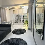 Nice Flat Near Church Street