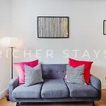 Stylish Canary Wharf Apt, Corporates And Tourists