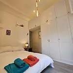 1 Bed Flat Near Little Venice And Paddington