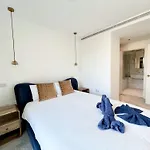 Tower Bridge Luxury Apartments