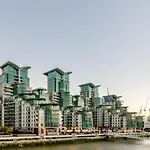 2 Bedroom Flat In Vauxhall