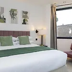 Modern Flat With Private Balcony Lift Access