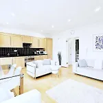 Brackenbury Apartments