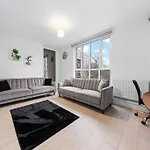 Holiday Home Near Kings Cross Sleep 12 Sp7