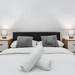 Holiday Home Near Kings Cross Sleep 12 Sp7