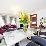 Carlton Court - Mayfair