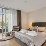 Guest Favourite Apartment At Battersea Power Station Close To Chelsea London