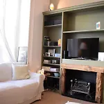 Charming Mezzanine Studio Heart Of Paddington