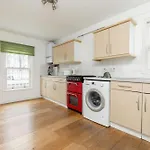 The Clapham Terraced House
