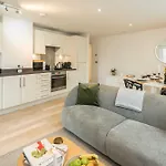 Shoreditch Apartments By Sleepy