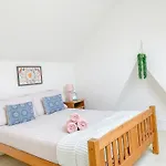 Lovely 3 Bedroom Maisonette With Private Roof Terrace In Hammersmith