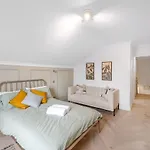 Super Stylish 2 Bed Apartment Brixton London Zone 1-3