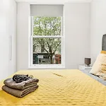 Wow Abbey Road Apartment - Sleeps Up To 8