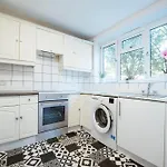 Deptford Bridge Double Rooms