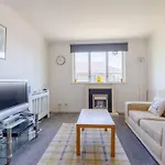 Homely 1 Bedroom Apartment In Beckton With Parking