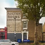Last-Minute Secure L Exclusive Offer L Delightful 2-Bedroom Apartment In Tufnell Park L Sleeps Up To 5 Guests L By Live London Short Lets & Serviced Accommodation L