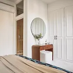 The Elegant Fulham Maisonette With Terrace