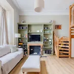 Charming Mezzanine Studio Heart Of Paddington