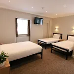 Lords Hotel