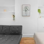 2 Bed Piccadilly Apartment 1