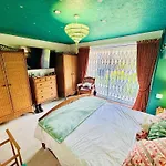 Bright & Smart 2 King-Sized Bedroom Haven By The Thames & Battersea Park