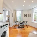 Luxury 2 Bedroom Apartment In Central London
