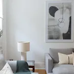 3 Bed- Central London- Private Garden